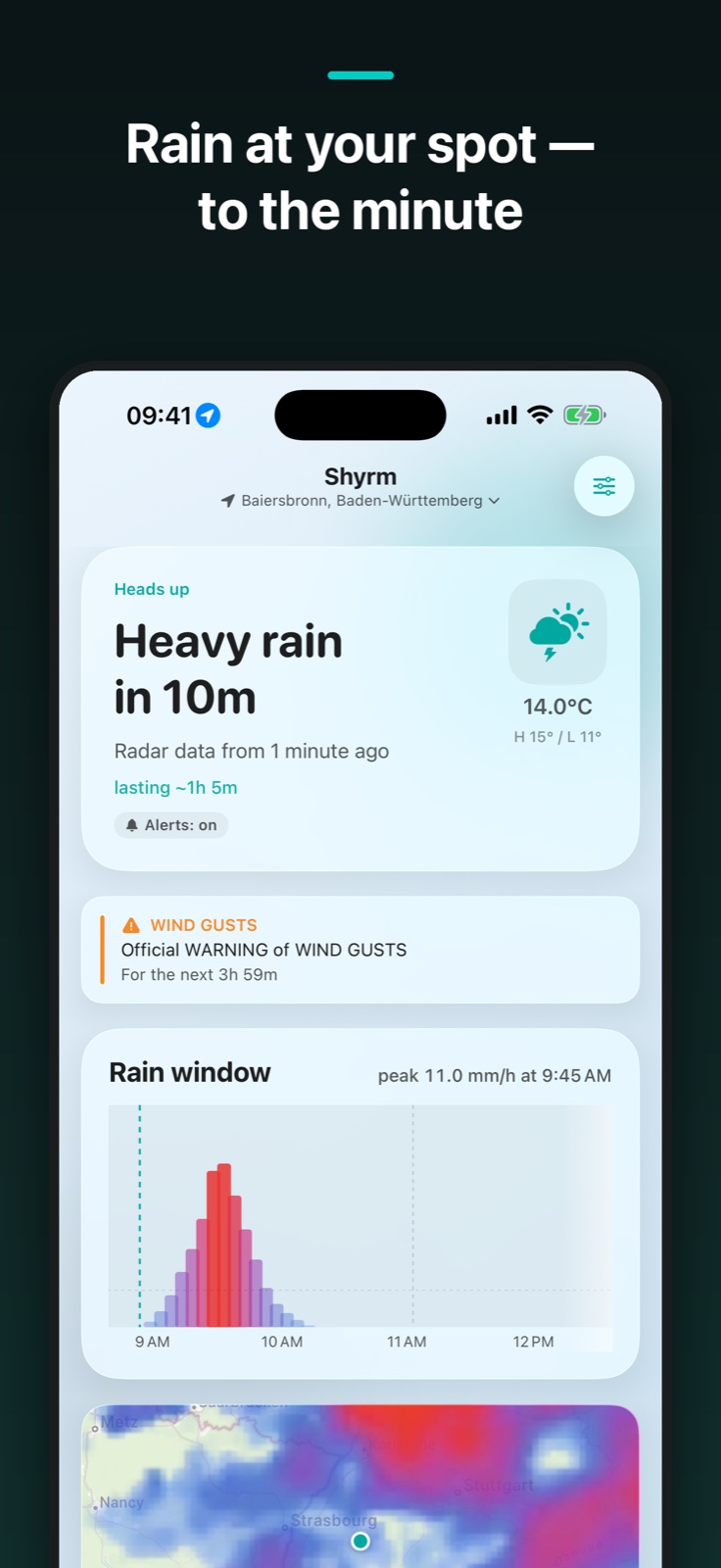 Shyrm app showing heavy rain arriving in 10 minutes with a rain intensity chart